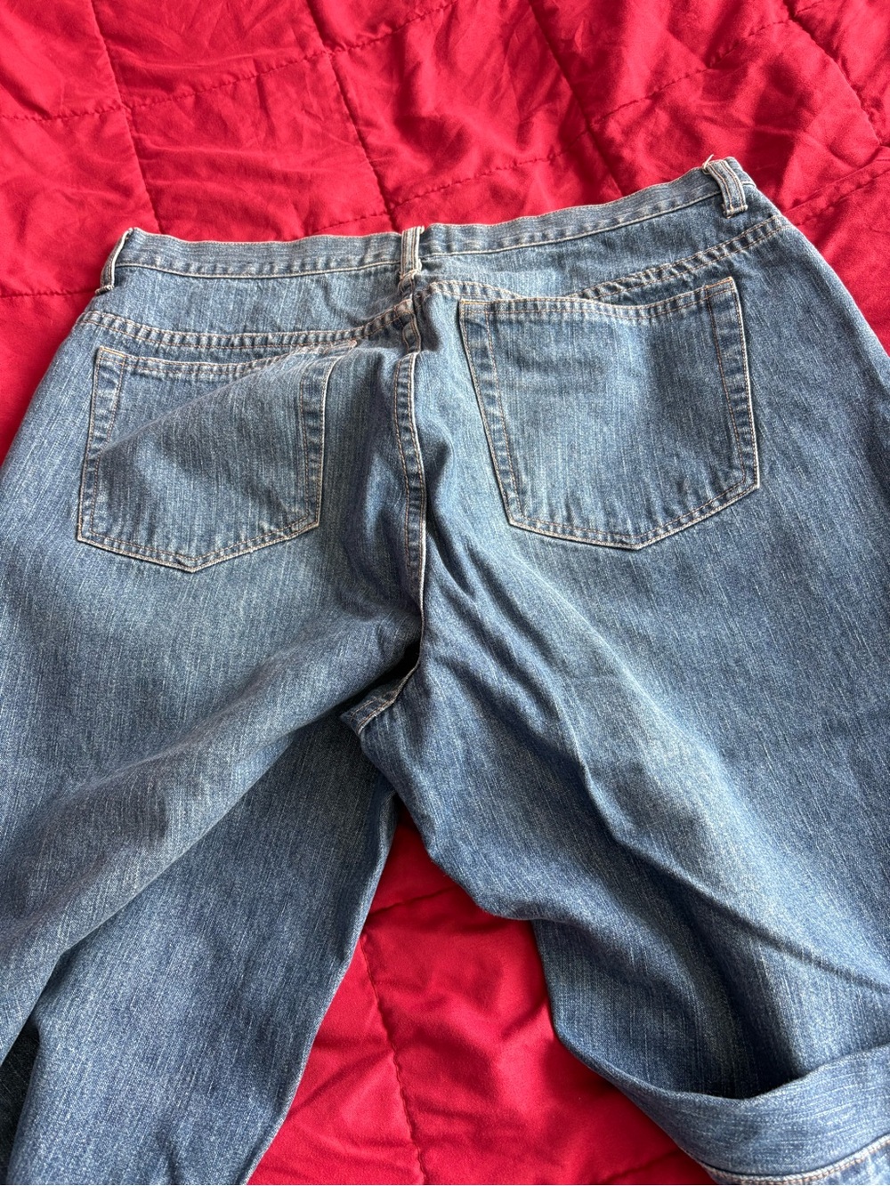 High-Rise Wide-Leg Women's Jeans in Light Blue Wash - Picture 4 of 4